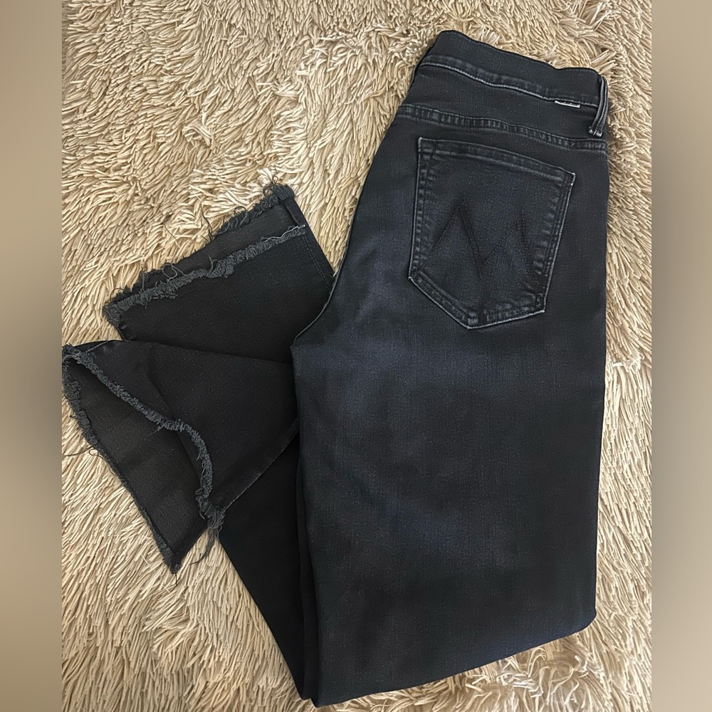 MOTHER Insider Crop Step Flare
Size 31